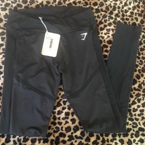 NWT Gymshark Simply Mesh Leggings L